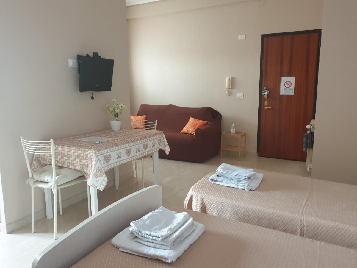 A "Casa Inn-Centro" Monolocale Katania Zewnętrze zdjęcie